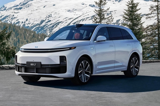 Smart Auto L7 Flagship 5-Seat Family  And Home SUV New Energy Vehicle 1350KM Range, Hybrid System Silver